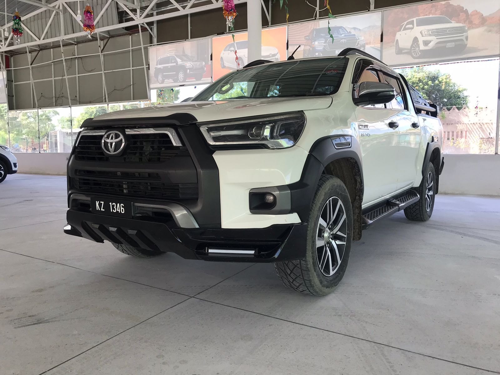 Toyota TOYOTA HILUX REVO